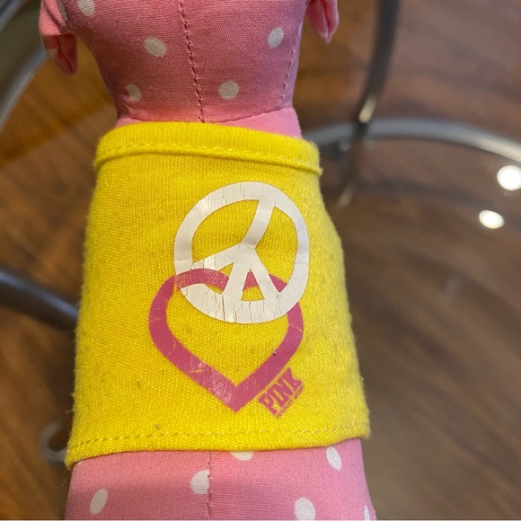 VS Pink mini dog - Picture 7 of 12